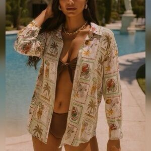 NWT Tropical Print Button-Up Shirt